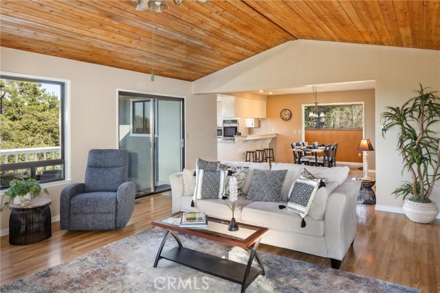 Detail Gallery Image 9 of 43 For 2496 Langton St, Cambria,  CA 93428 - 3 Beds | 2 Baths