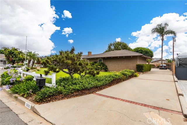 5802 Lakehaven Way, Yorba Linda CA: https://media.crmls.org/medias/e9a25401-bb06-42ce-a8d9-85741e4a0cbe.jpg
