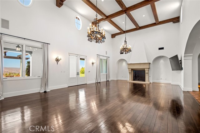 25551 Prado De Las Flores, Calabasas CA: https://media.crmls.org/medias/e9a26dbd-9782-44b7-a832-3da7519f0ea9.jpg