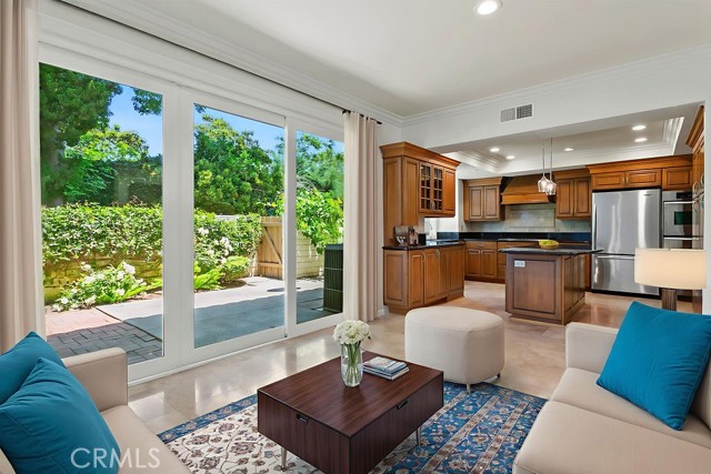 Detail Gallery Image 15 of 40 For 26 Tahoe Court, Irvine,  CA 92612 - 4 Beds | 2/1 Baths