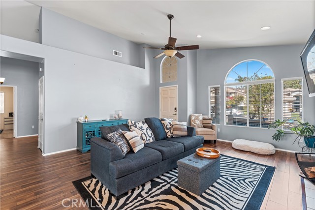 Detail Gallery Image 13 of 28 For 45071 Corte Bravo, Temecula,  CA 92592 - 3 Beds | 2 Baths