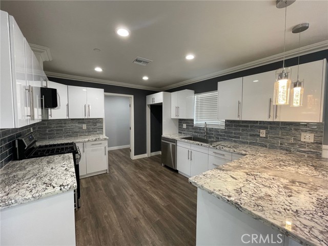 Detail Gallery Image 7 of 31 For 10055 E Avenue R10, Littlerock,  CA 93543 - 4 Beds | 2 Baths