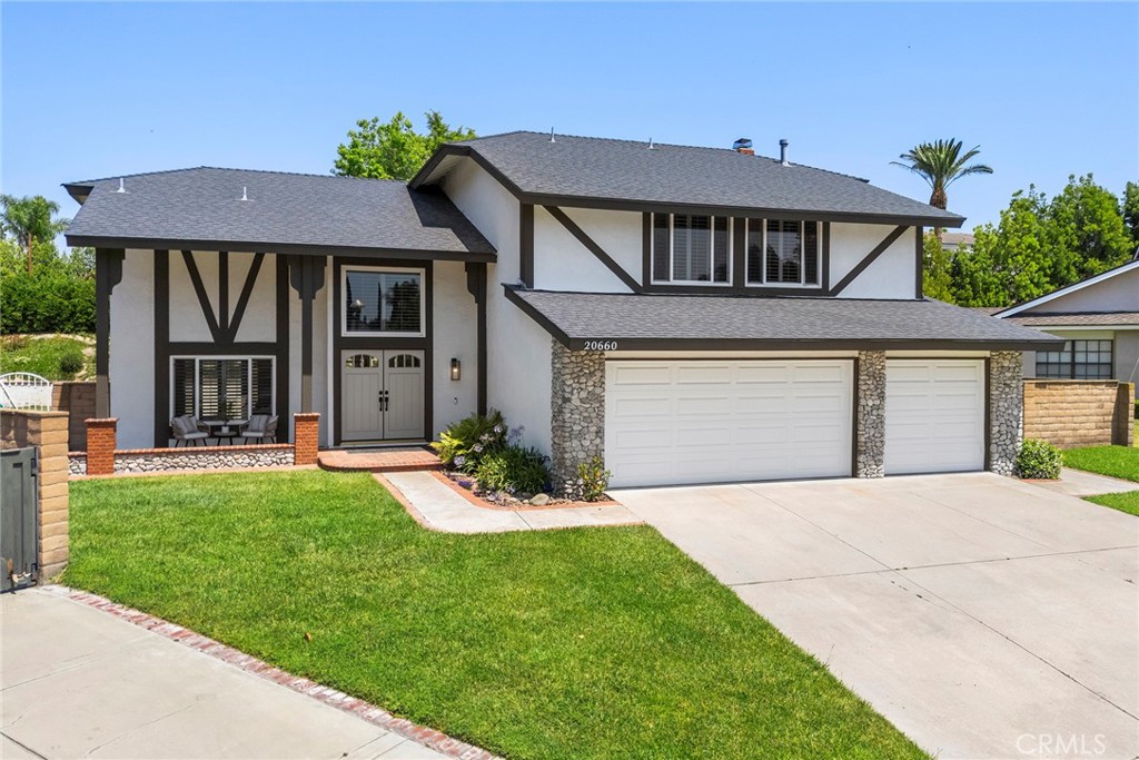 20660 Calle Feliz