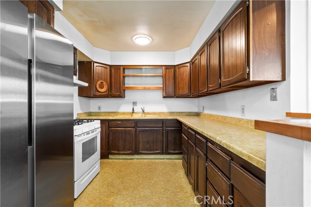 2901 Winlock Road, Torrance CA: https://media.crmls.org/medias/e9a5bd4f-cf7f-4e51-8beb-dbcb4b8c0b69.jpg