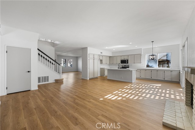 Detail Gallery Image 24 of 60 For 5640 Eisenhower Way, Palmdale,  CA 93552 - 4 Beds | 3 Baths