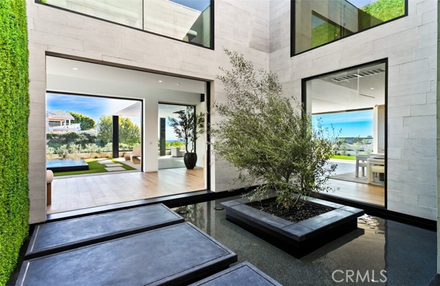53 Montecito, Corona del Mar CA: https://media.crmls.org/medias/e9a5fac1-a09a-4488-987a-36a86f581ba7.jpg