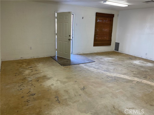 550 Victor Avenue, Barstow, California 92311, ,Commercial Lease,For Rent,550 Victor Avenue,CRHD24047098