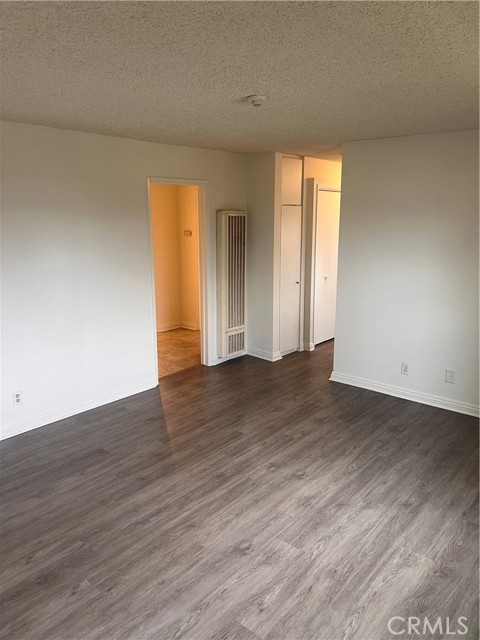 Detail Gallery Image 5 of 26 For 720 Meyer #101,  Redondo Beach,  CA 90278 - 2 Beds | 2 Baths