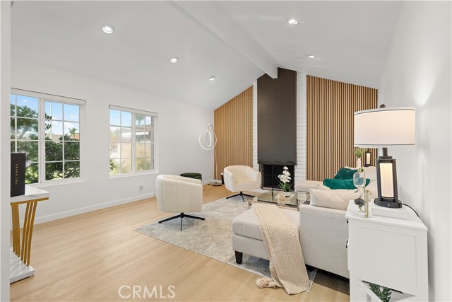 Detail Gallery Image 8 of 53 For 9808 Sturgeon, Fountain Valley,  CA 92708 - 4 Beds | 2 Baths