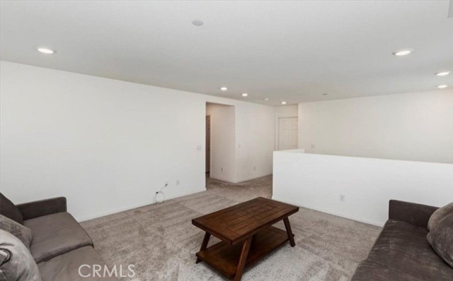 Detail Gallery Image 10 of 23 For 21288 Telegraph Rd, Riverside,  CA 92507 - 5 Beds | 3 Baths