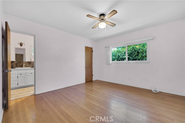 Detail Gallery Image 14 of 37 For 21724 Chatsworth St, Chatsworth,  CA 91311 - 3 Beds | 2 Baths