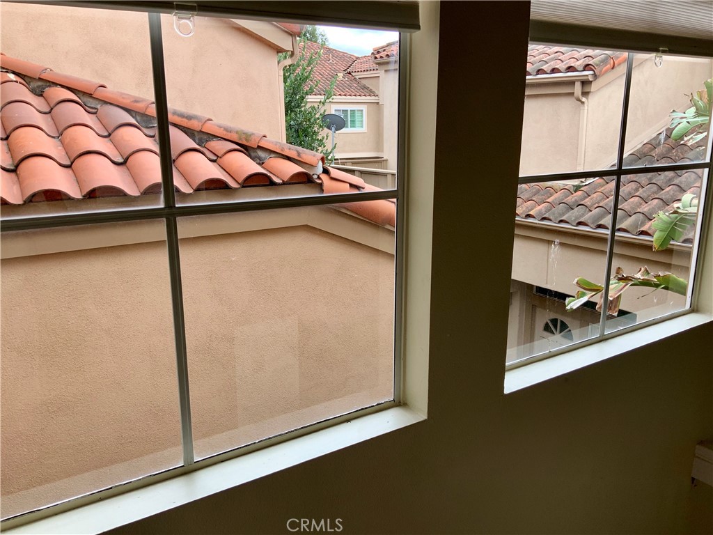 MLS #OC25268082 image #17