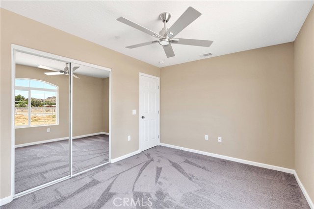 20020 Symeron Road, Apple Valley CA: https://media.crmls.org/medias/e9ab6b65-b748-4122-8636-68353a448d27.jpg