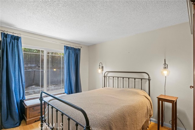 23994 Prado Lane, Colton CA: https://media.crmls.org/medias/e9ab8621-6926-44df-a20d-0efe36879aa0.jpg