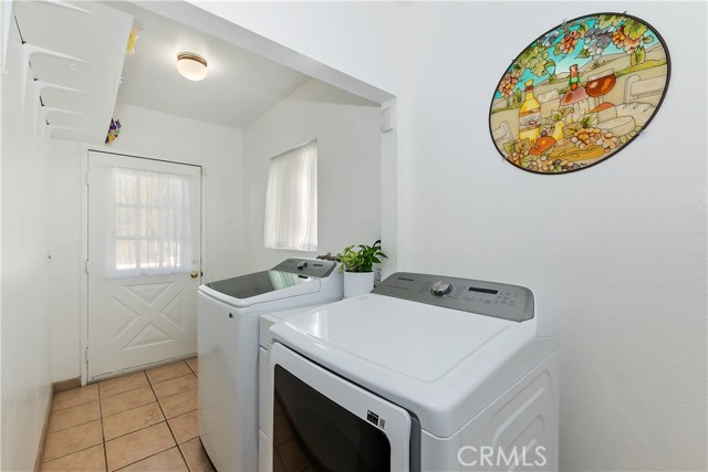 Detail Gallery Image 24 of 41 For 22771 Fir Ln, Crestline,  CA 92325 - 4 Beds | 2/1 Baths