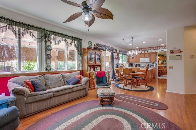 3828 Agave Court, Perris CA: https://media.crmls.org/medias/e9ace813-fad9-4fec-be5a-e57a673444d5.jpg