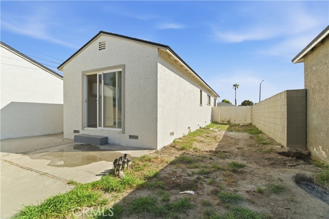 Detail Gallery Image 24 of 32 For 127 W Zane St, Long Beach,  CA 90805 - 3 Beds | 2 Baths