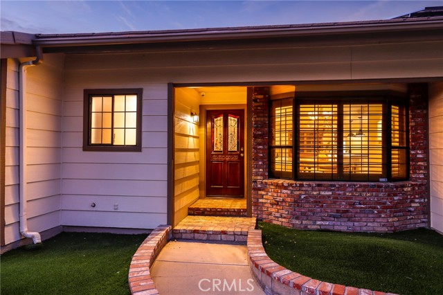 Detail Gallery Image 5 of 60 For 21565 Cleardale St, Newhall,  CA 91321 - 3 Beds | 2/1 Baths