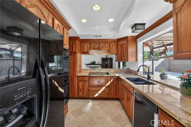 Detail Gallery Image 20 of 54 For 6116 E Paseo Rio Azul, Anaheim,  CA 92807 - 3 Beds | 2/1 Baths