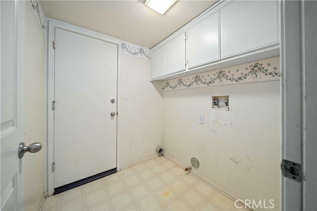 39829 Gorham Lane, Palmdale CA: https://media.crmls.org/medias/e9af2490-526e-4c70-9488-b99ad4944ca4.jpg
