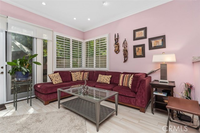 6260 Napoli Court, Long Beach CA: https://media.crmls.org/medias/e9af7b59-a218-47b1-9e9a-1f0acccf77e2.jpg
