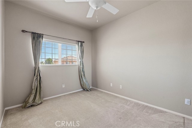 Detail Gallery Image 17 of 29 For 4100 Waterville Ct, Palmdale,  CA 93551 - 6 Beds | 3 Baths