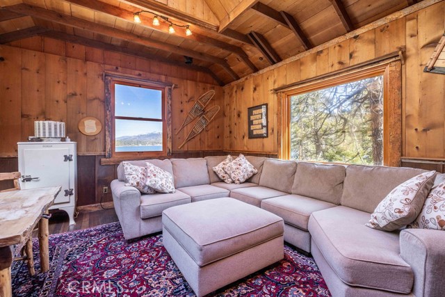 Detail Gallery Image 31 of 55 For 103 Big Bear Tract, Fawnskin,  CA 92333 - 4 Beds | 1/2 Baths