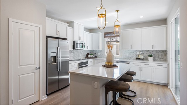 Detail Gallery Image 3 of 26 For 8451 Tapia Way, Rancho Cucamonga,  CA 91730 - 4 Beds | 3/1 Baths