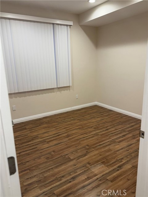 Detail Gallery Image 5 of 16 For 9951 Marcus Ave #104,  Tujunga,  CA 91042 - 3 Beds | 2 Baths