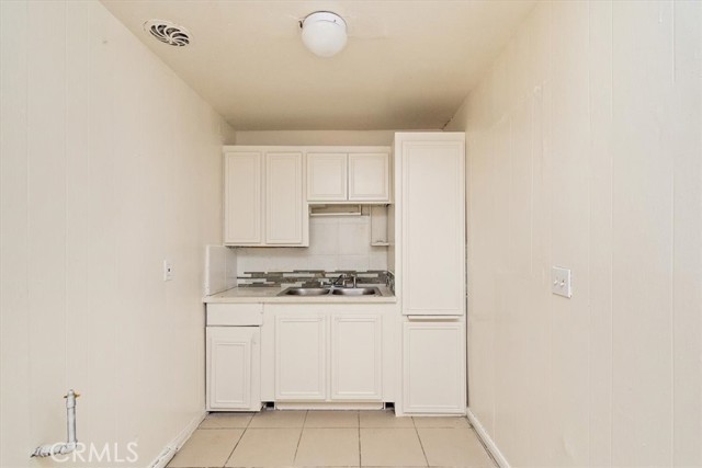 Detail Gallery Image 21 of 26 For 66229 4th St, Desert Hot Springs,  CA 92240 - 5 Beds | 3 Baths