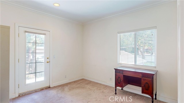 Detail Gallery Image 33 of 49 For 11054 Plainview Ave, Tujunga,  CA 91042 - 5 Beds | 3/1 Baths