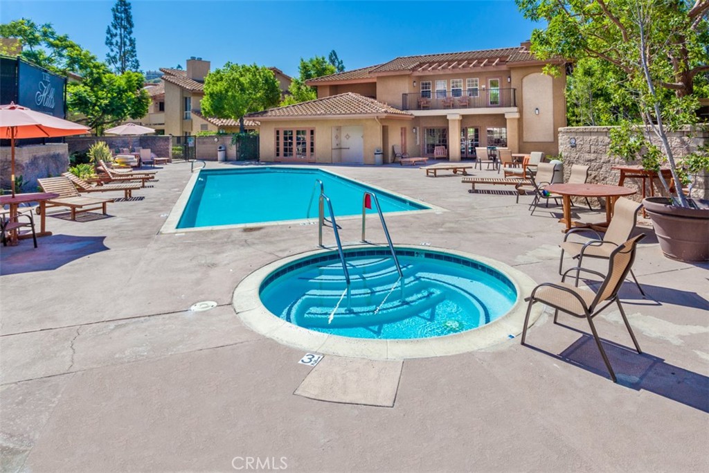 MLS #OC25257301 image #14