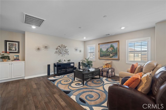 Detail Gallery Image 26 of 72 For 6962 Housatonic Ct, Jurupa Valley,  CA 91752 - 5 Beds | 3 Baths