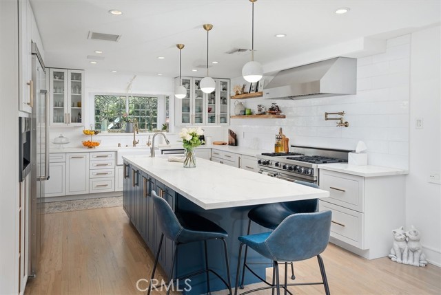 Detail Gallery Image 22 of 71 For 28933 Wagon Rd, Agoura Hills,  CA 91301 - 4 Beds | 5 Baths