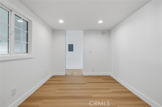 Detail Gallery Image 30 of 42 For 9502 via Salerno, Burbank,  CA 91504 - 2 Beds | 3 Baths