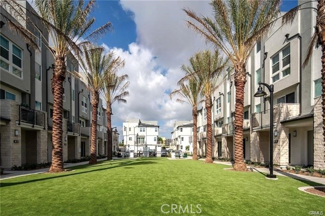 1315 W Cara Dr, Anaheim CA: https://media.crmls.org/medias/e9b6439f-0f28-4650-9f85-c505227477df.jpg