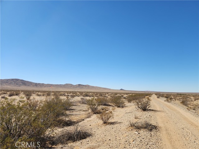 Detail Gallery Image 1 of 7 For 34 Panamint Trl, Helendale,  CA 92342 - – Beds | – Baths