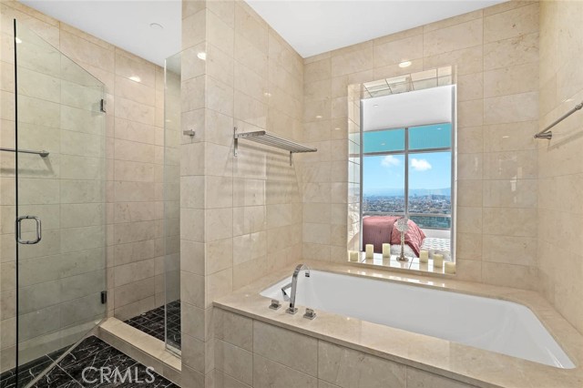 Detail Gallery Image 43 of 56 For 900 W Olympic 31j,  Los Angeles,  CA 90015 - 3 Beds | 3 Baths