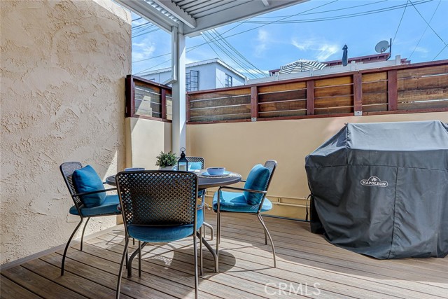 Detail Gallery Image 35 of 75 For 104 Saint Joseph Ave, Long Beach,  CA 90803 - 5 Beds | 3 Baths