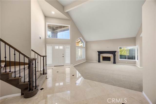 Detail Gallery Image 4 of 38 For 2871 N Roxbury, Orange,  CA 92867 - 4 Beds | 3 Baths