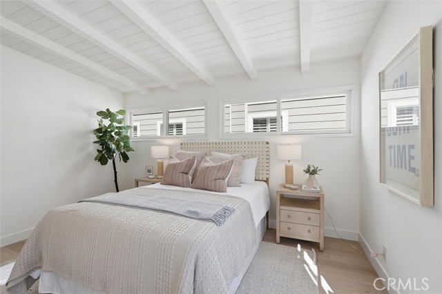Detail Gallery Image 25 of 52 For 436 1st St, Manhattan Beach,  CA 90266 - 4 Beds | 2/1 Baths