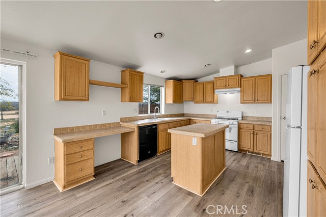 Detail Gallery Image 14 of 50 For 492 Surrey Ave, Landers,  CA 92284 - 3 Beds | 2 Baths