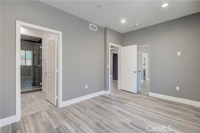 3626 S Cimarron Street, Los Angeles CA: https://media.crmls.org/medias/e9ba402e-8581-4cce-af58-1c09a2bf00da.jpg