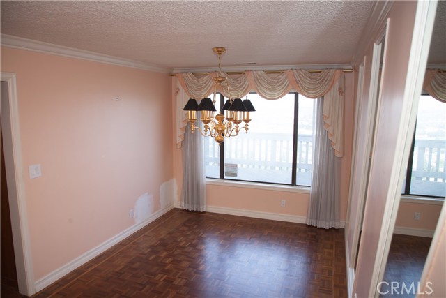 Detail Gallery Image 6 of 38 For 4109 Paseo De Las Tortugas, Torrance,  CA 90505 - 5 Beds | 3/1 Baths