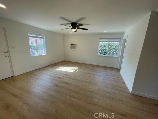 Detail Gallery Image 3 of 10 For 4021 Sequoia St, Los Angeles,  CA 90039 - 2 Beds | 1 Baths
