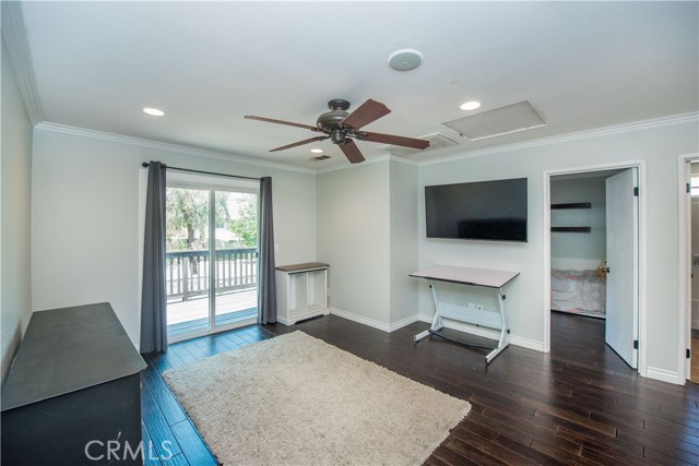 3498 Birchleaf Drive, Corona CA: https://media.crmls.org/medias/e9bb1afe-a34f-435d-9097-852184cb91e1.jpg