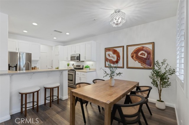 11 Chadron Circle, Ladera Ranch CA: https://media.crmls.org/medias/e9bbec91-c264-4777-9837-6f9b79122745.jpg