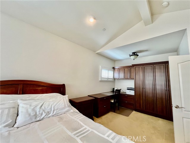 Detail Gallery Image 39 of 65 For 227 S Helberta Ave #B,  Redondo Beach,  CA 90277 - 4 Beds | 3/1 Baths