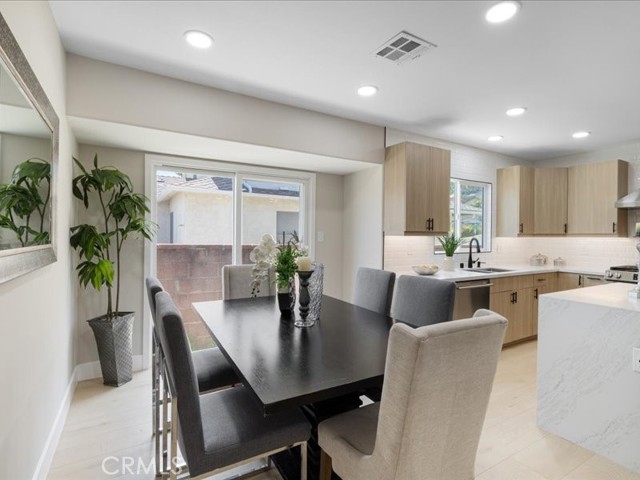 4609 Highgrove Avenue, Torrance CA: https://media.crmls.org/medias/e9bcbc31-a476-40ec-bd97-b6e1e6495685.jpg