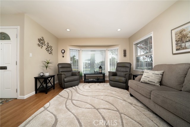 Image 3 of 28 For 6465 Turnergrove Drive